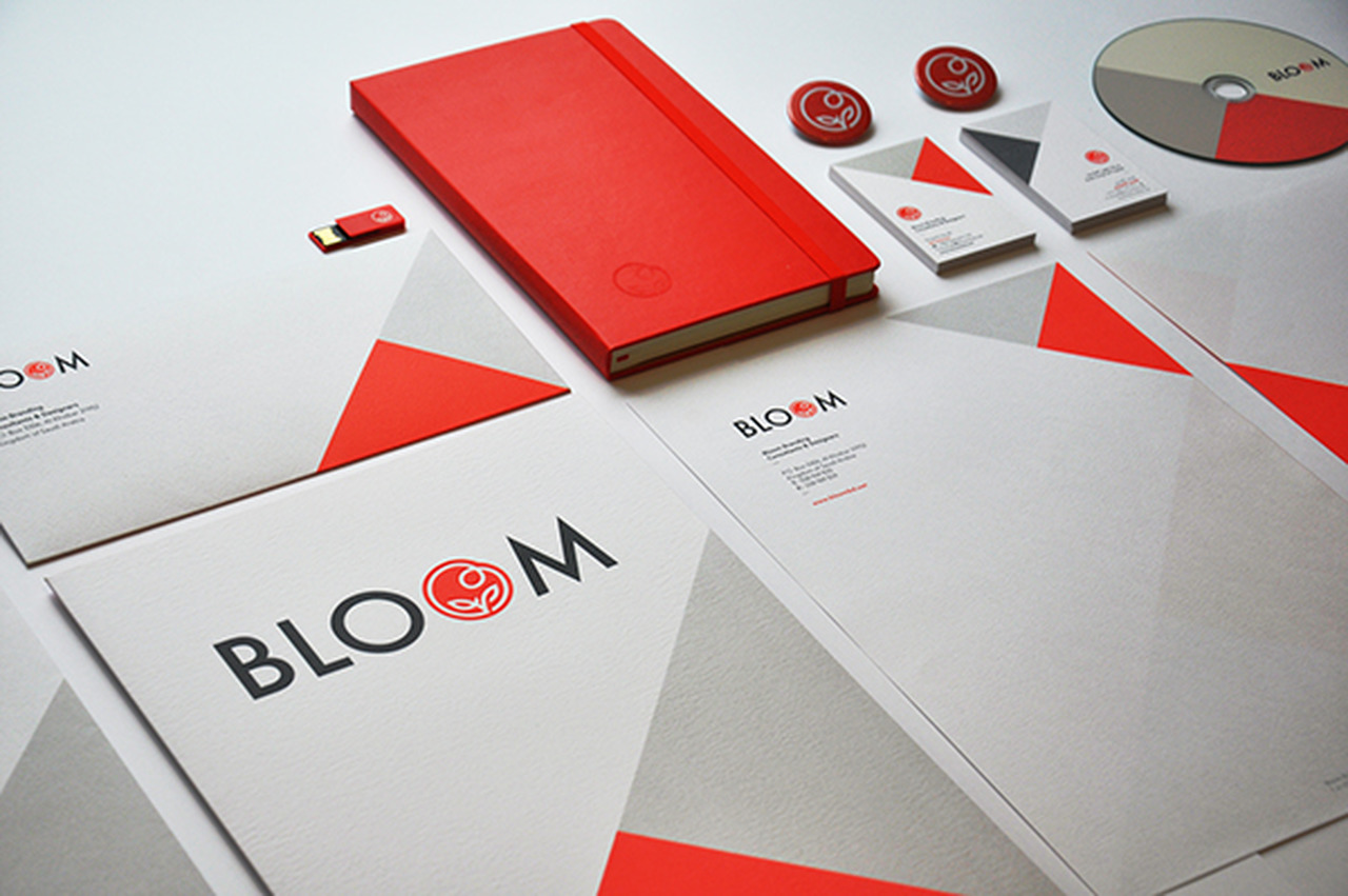Bloom adlı firma için yapılan logo ve kurumsal kimlik çalışmaları