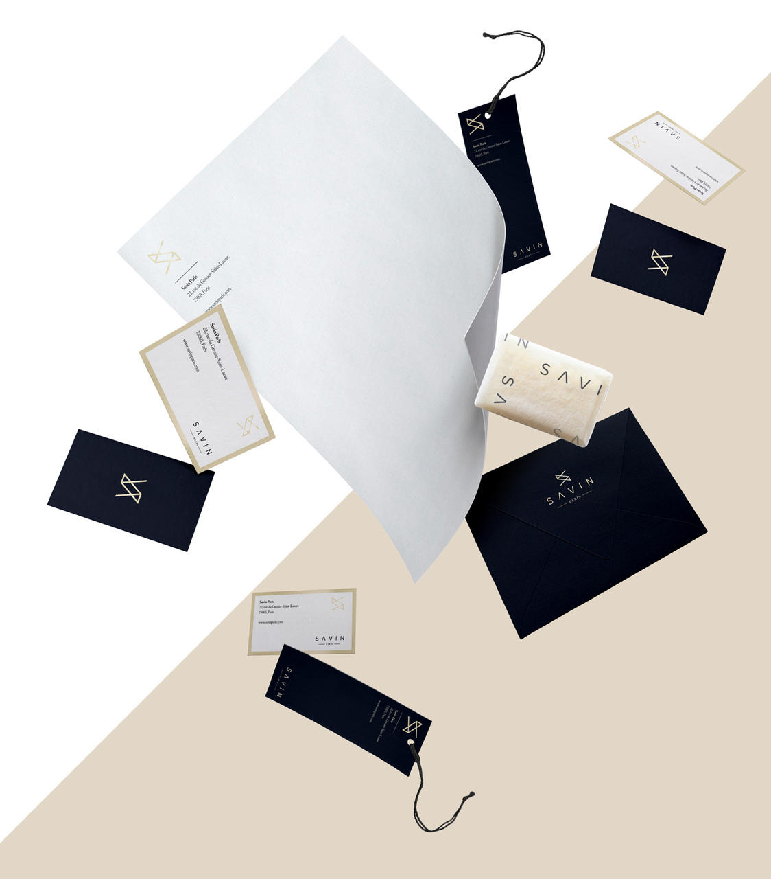 Savin Paris adlı marka için hazırlanan kurumsal kimlik ürünleri