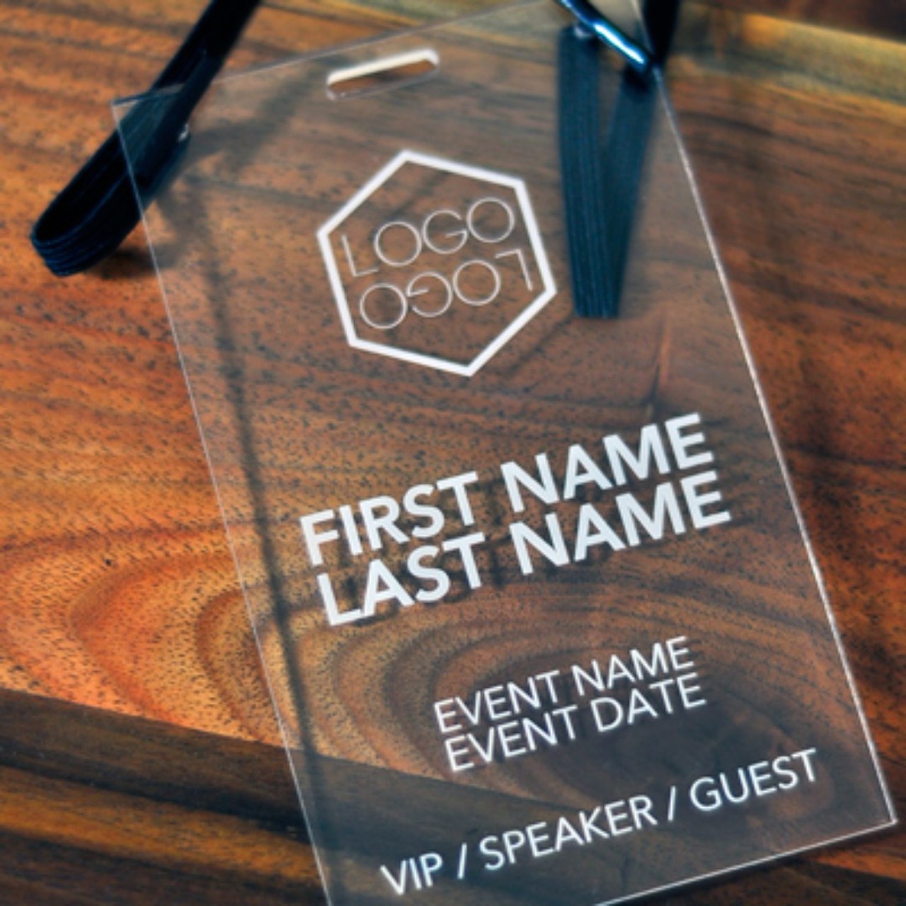 Transparan yaka kartı tasarım örneği