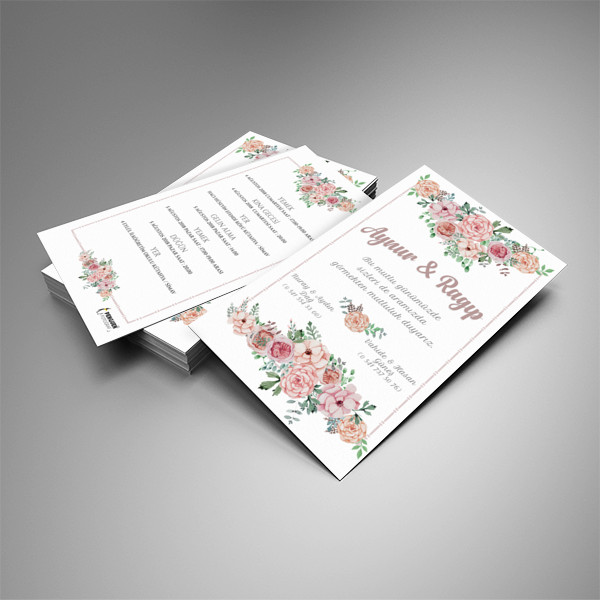 Sıfırdan TasarlaÇiçek Desenli Lüks Görünüm